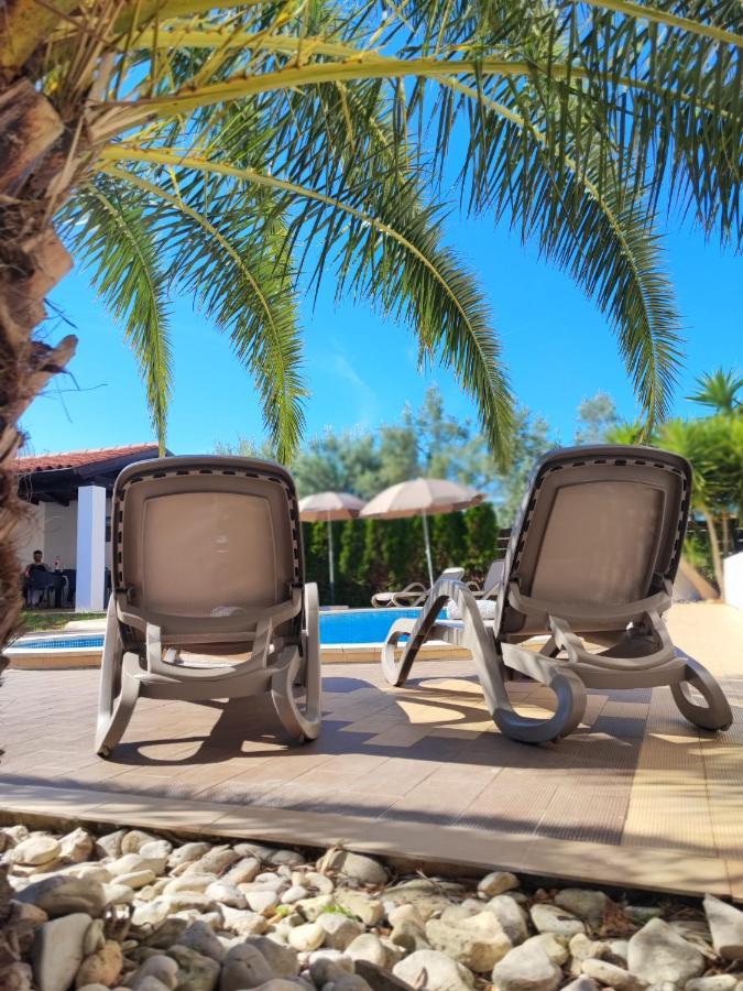 Villa Maya Liznjan Ngoại thất bức ảnh