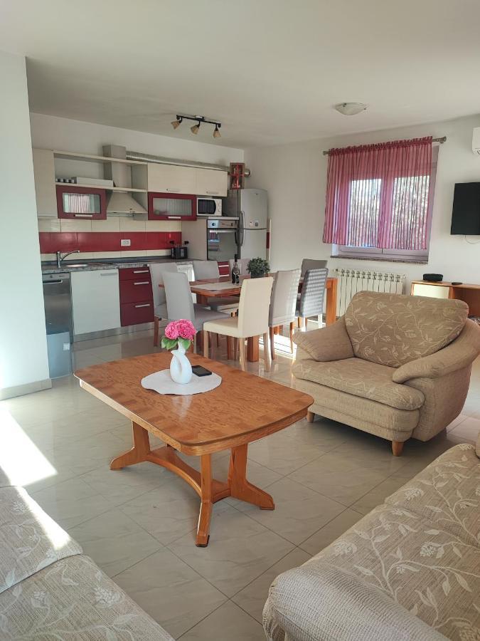 Villa Maya Liznjan Ngoại thất bức ảnh