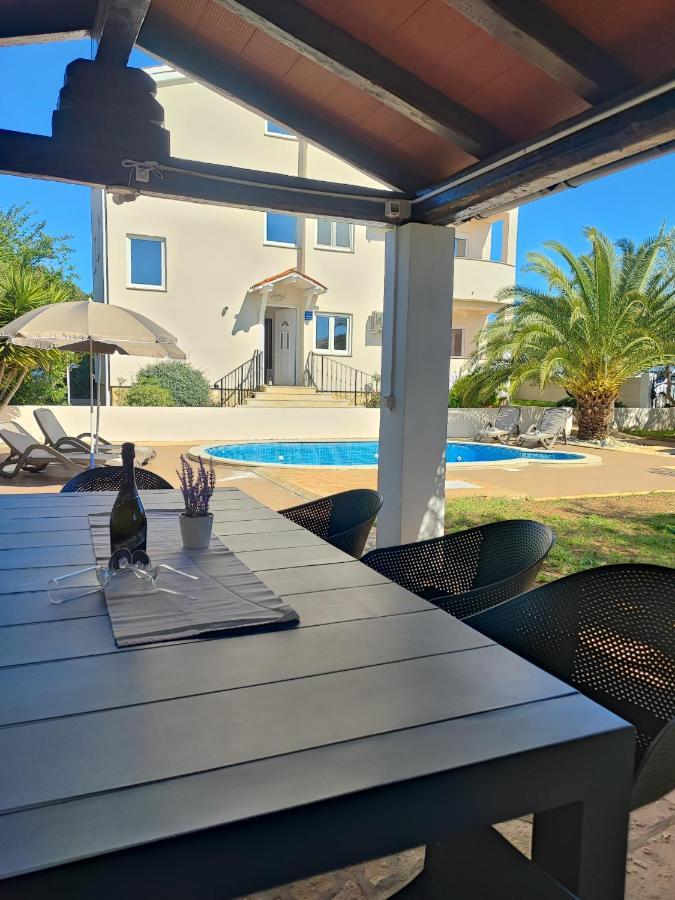 Villa Maya Liznjan Ngoại thất bức ảnh