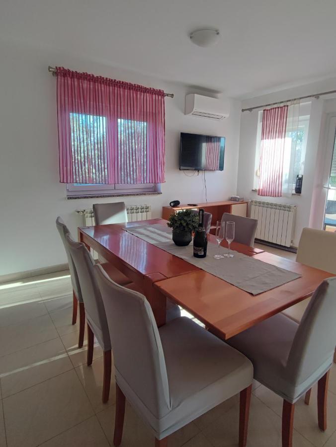 Villa Maya Liznjan Ngoại thất bức ảnh